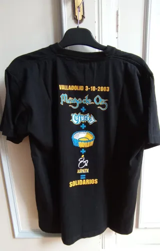 Camiseta negra de concierto "Mago de Oz". T-L.