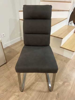 Mesa de comedor Conforama piedra y madera