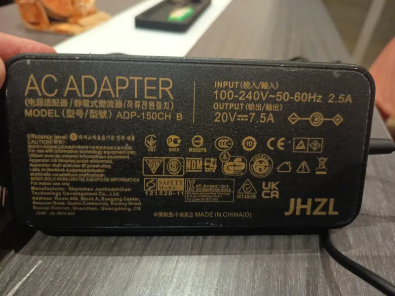 Cargador ASUS ROG 150W (ADP-150CH B) afbeelding 3