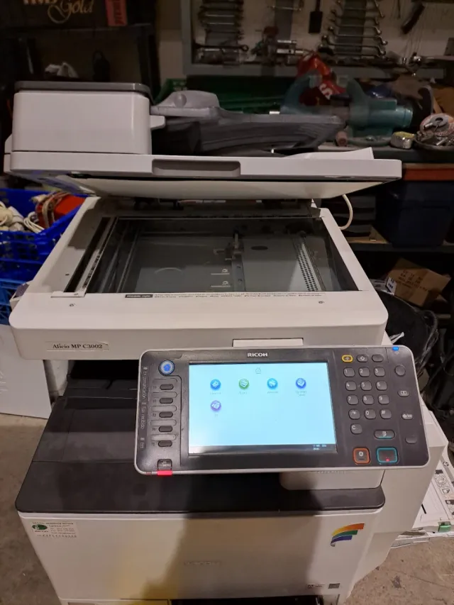 Impresora Multifunción Ricoh MP C3002
