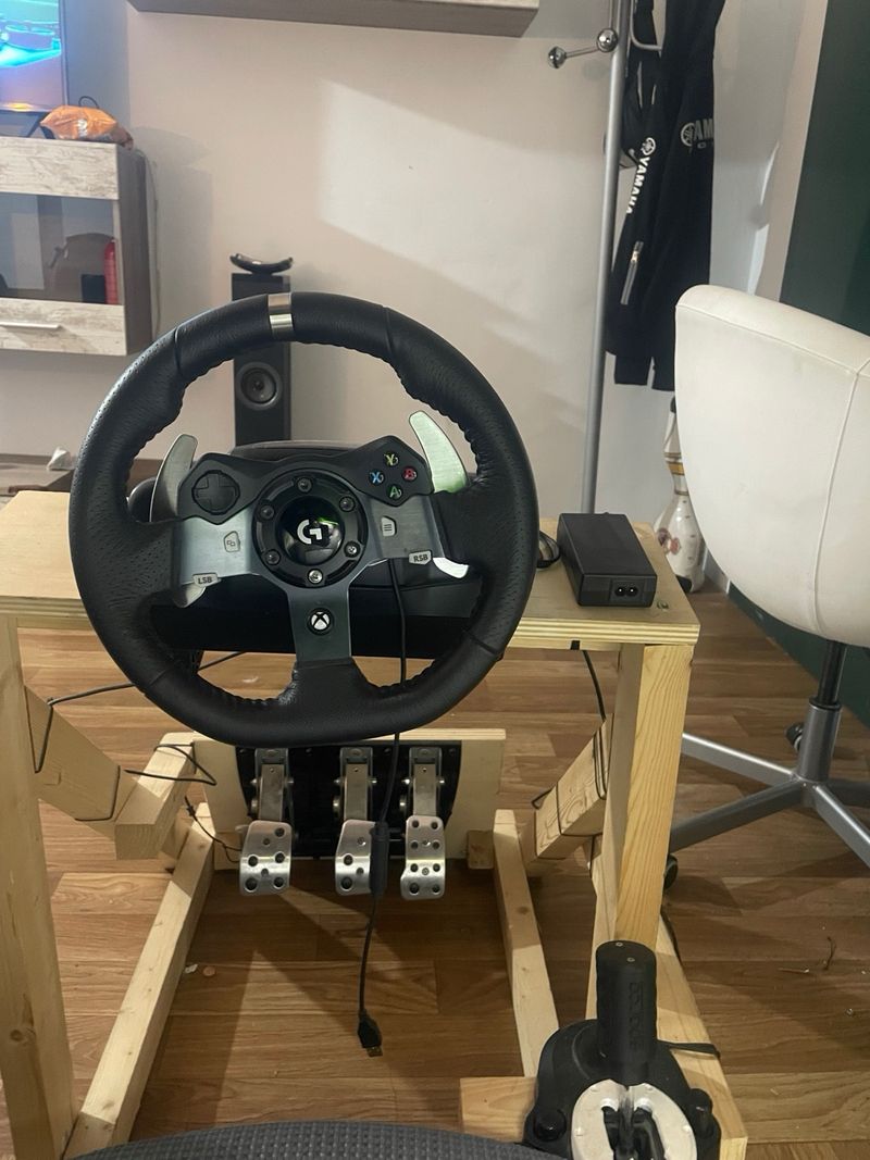 Simulador Volante Logitech afbeelding 2