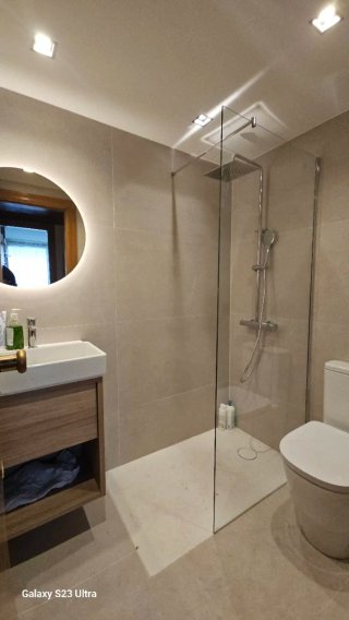 Alicatados de baños, suelos,alisado,pintura,pladur