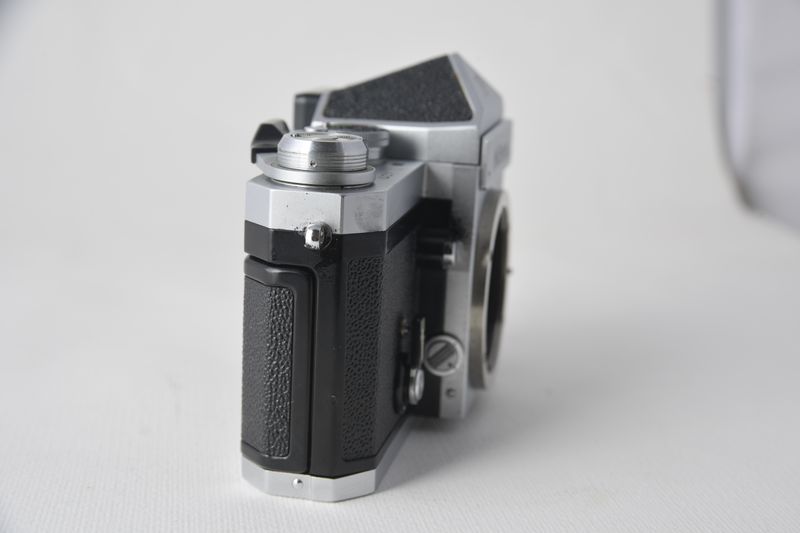 Nikon F Apollo cuerpo plateado como nuevo afbeelding 5