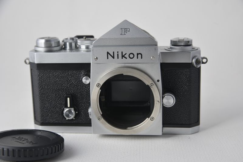 Nikon F Apollo cuerpo plateado como nuevo afbeelding 2