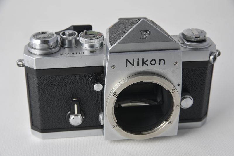 Nikon F Apollo cuerpo plateado como nuevo afbeelding 6