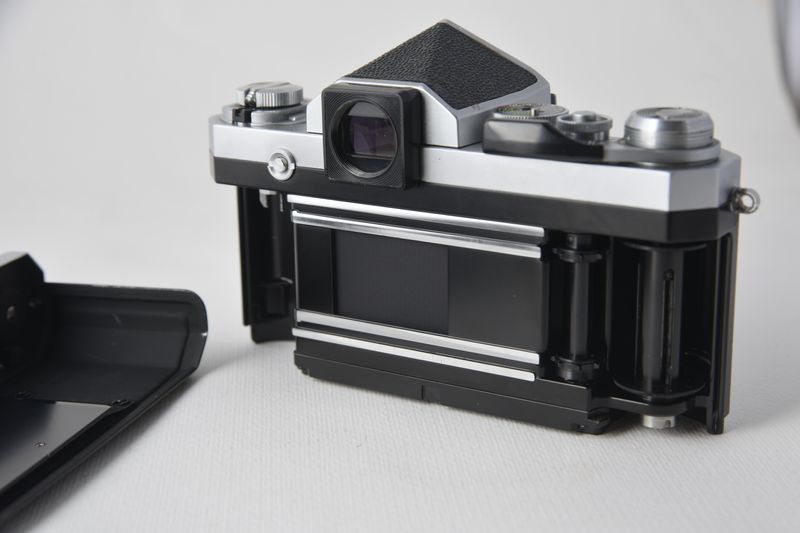 Nikon F Apollo cuerpo plateado como nuevo afbeelding 9
