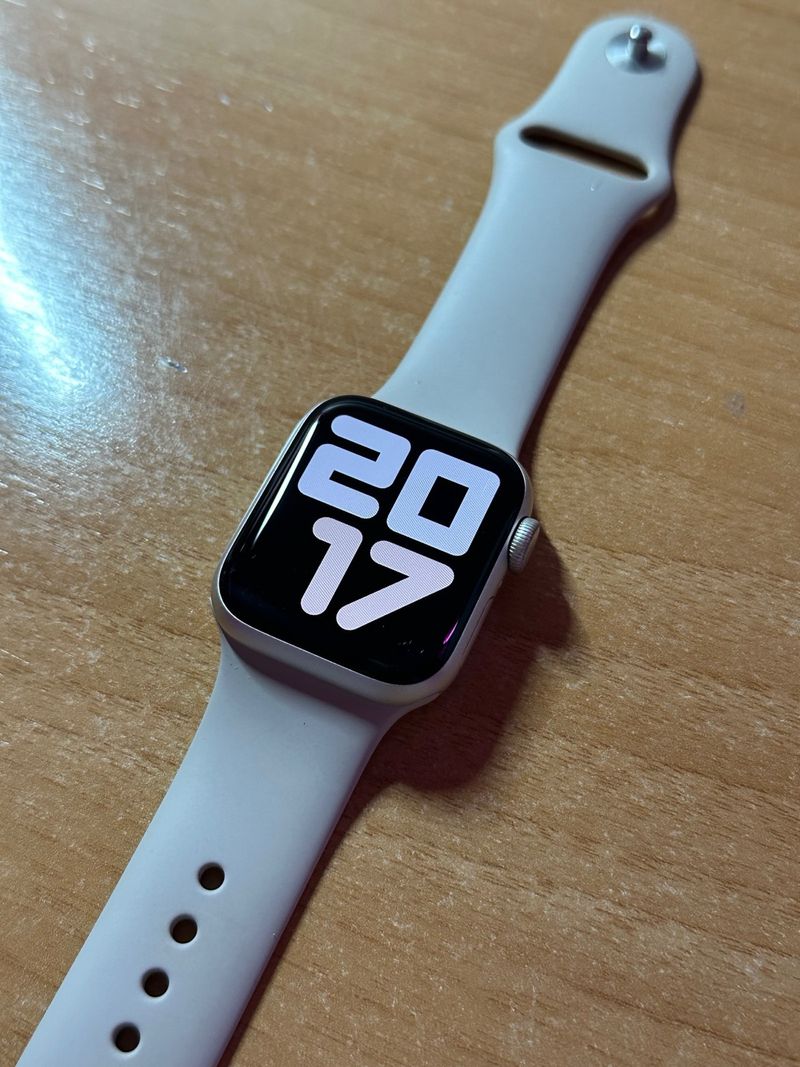 Apple Watch SE 2 Plata