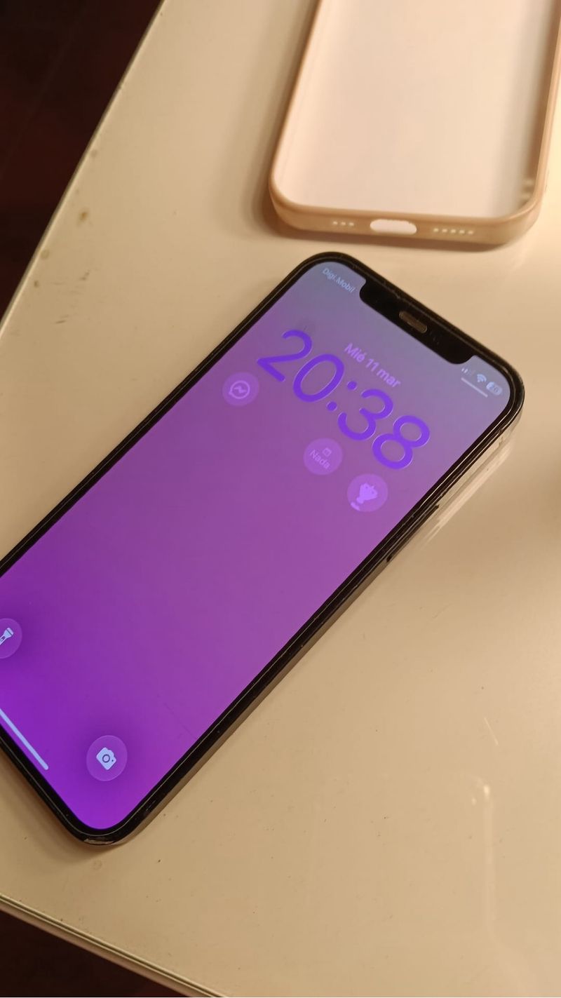Móvil Negro/Morado 128gb