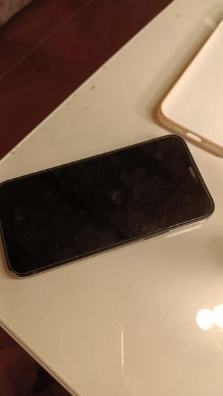 Móvil Negro/Morado 128gb  iPhone 12