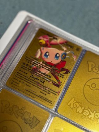 Álbum Pokémon + Cartas Réplicas Metálicas