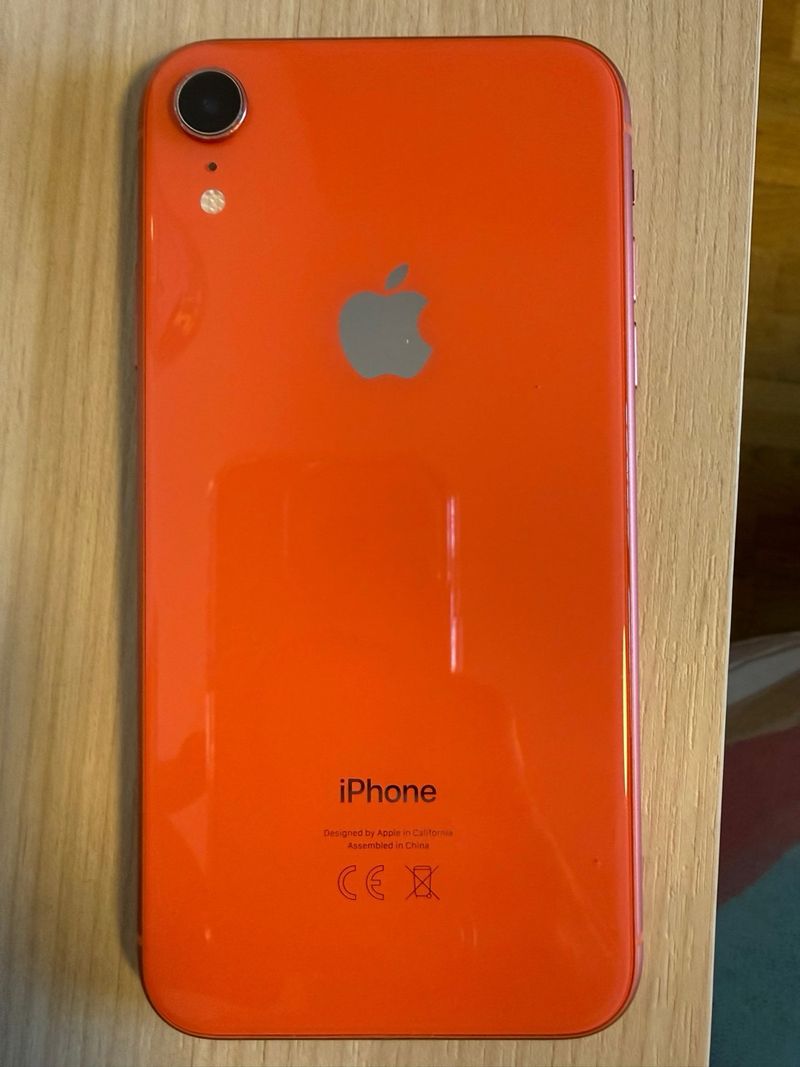 iPhone XR 64GB Rojo afbeelding 3