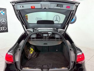 Mercedes GLC Coupé 2021 300e 320cv AMG LINE 4MATIC