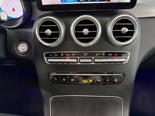 Mercedes GLC Coupé 2021 300e 320cv AMG LINE 4MATIC