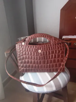 Bolso elegante mujer marrón