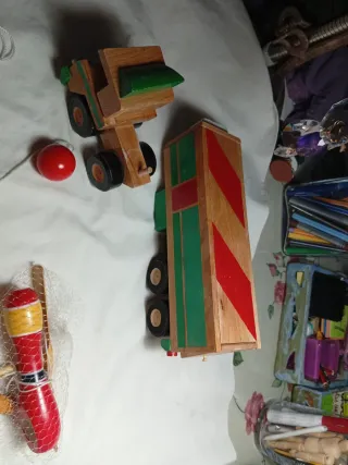 Juguetes madera artesanales camión y más