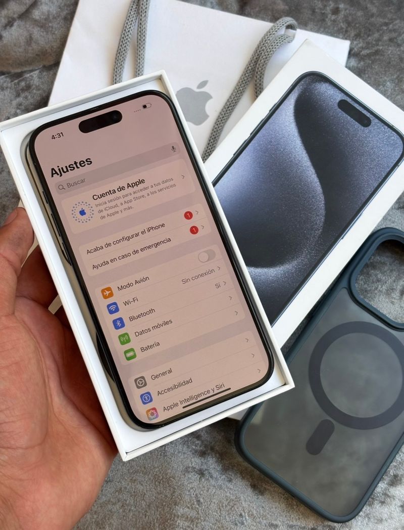 iPhone 15 Pro NUEVO afbeelding 2