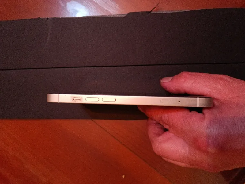 iPhone 14 128GB Blanco salud b 86 afbeelding 2