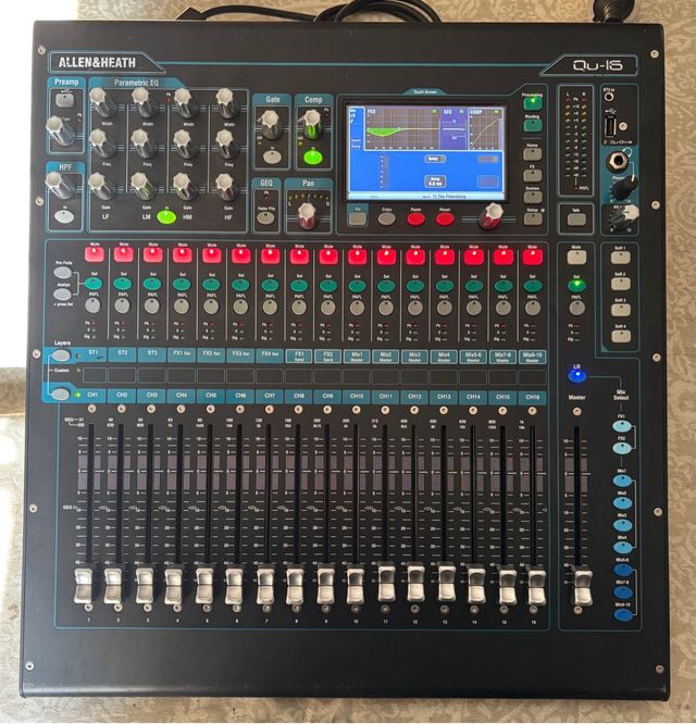Allen & Heath QU-16 Chrome