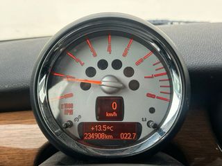 Mini One 1.4 – Motor nuevo (2024) – Muy cuidado