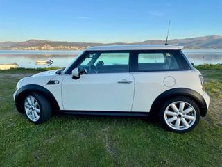 Mini One 1.4 – Motor nuevo (2024) – Muy cuidado
