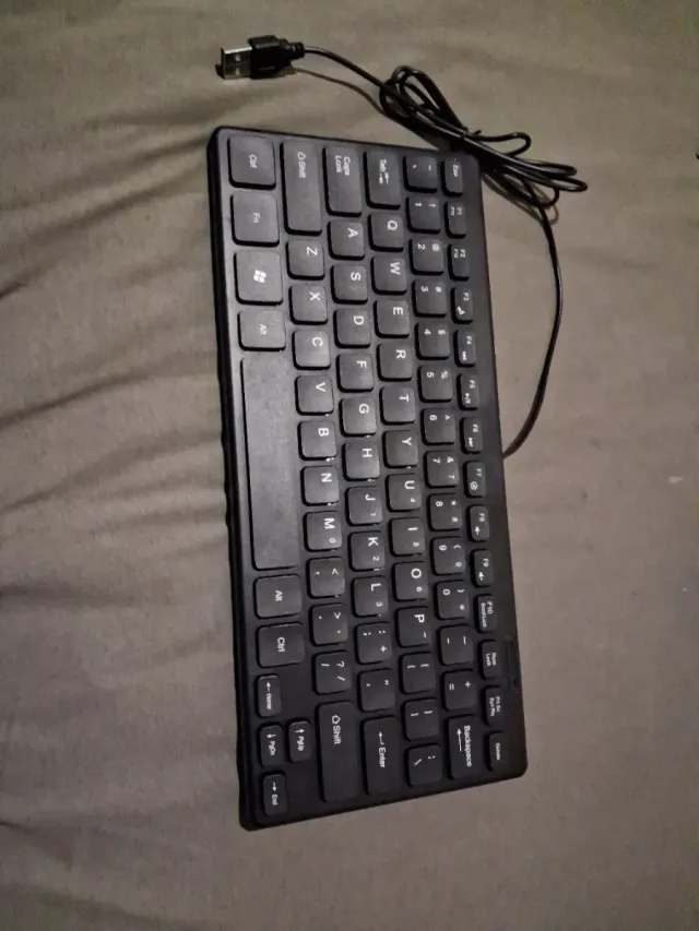 Teclado K1000 Negro USB