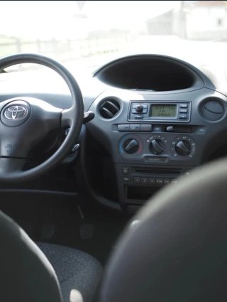 Toyota Yaris 2004