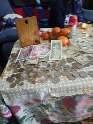 Colección de Monedas Antiguas Variadas