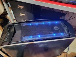Ordenador Alienware Plata y Azul
