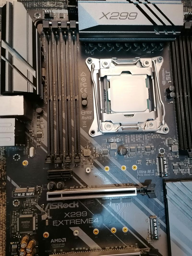 Placa Base ASRock X299 Extreme4 + Intel i9 7820X afbeelding 5