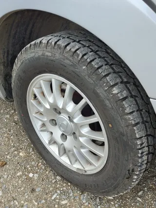 SsangYong Rodius 2011