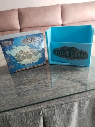 Caja ETB Pokémon Stellar Crown Corona Astral