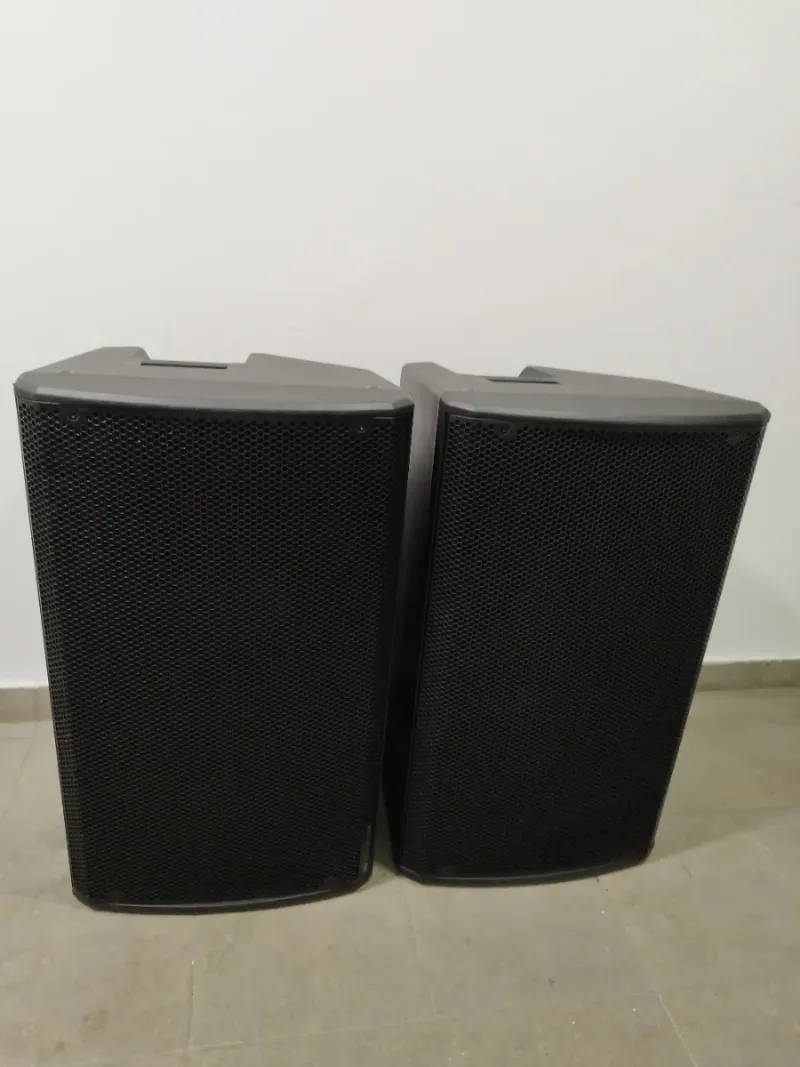 Altavoces Activos db Technologies Opera 15