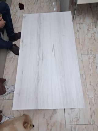 Mueble de salón, tele 65", 2mesas 6sillas