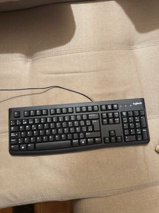 Teclado Logitech Negro Cableado