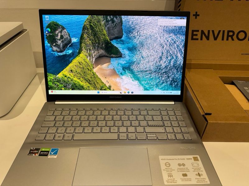 Asus Vivobook M3500QC afbeelding 4