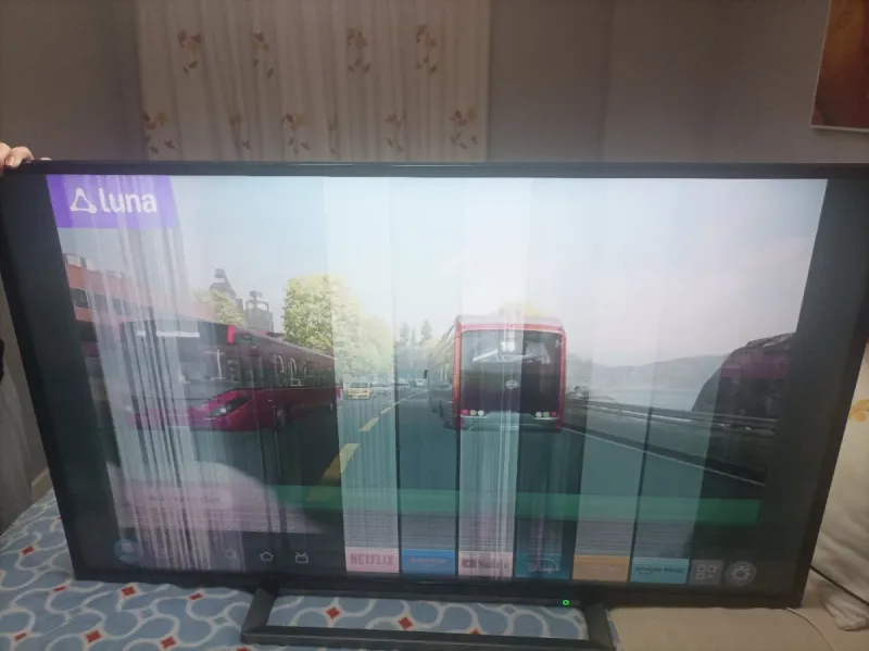 TV Toshiba Negra