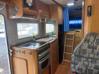 Autocaravana doble cama/neumatica/horno/garaje