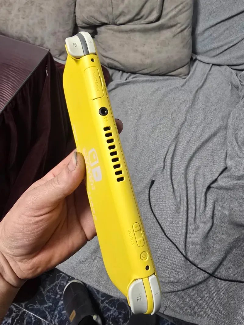 Nintendo Switch Lite Amarilla - Repuesto afbeelding 8