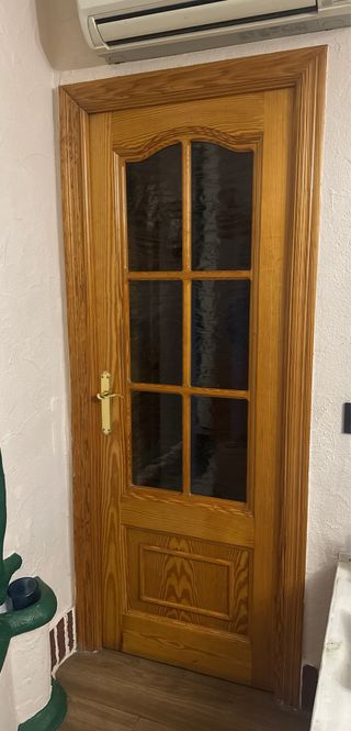 Puerta de Pino con Cristal
