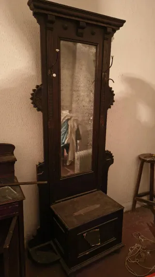 Mueble recibidor antiguo madera y espejo