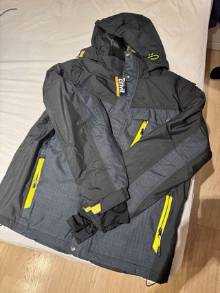 Chaqueta nieve nueva a extrenar
