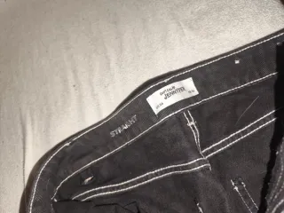 Pantalón streetwear corte straight