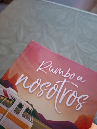 Rumbo a nosotros (Comedia romántica) (Spanish E...