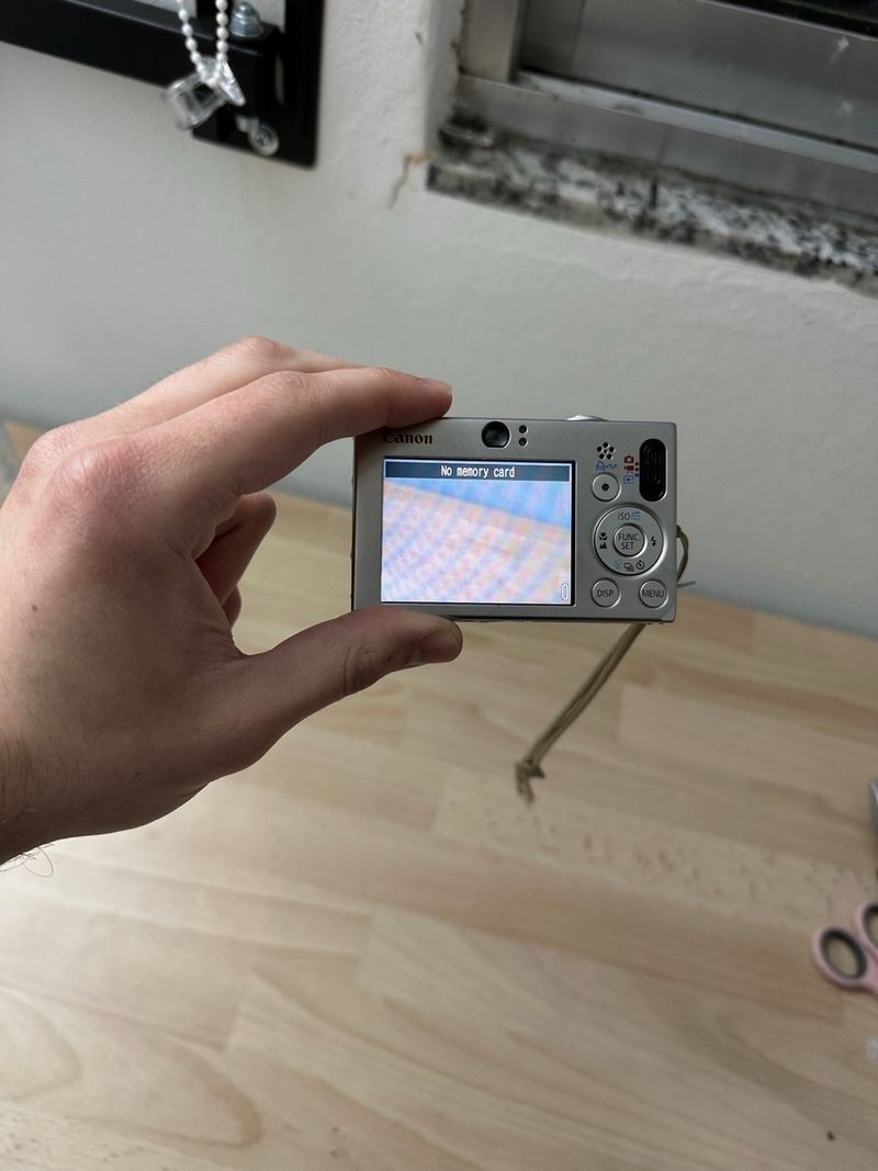 Canon Ixus 70 - Problema de enfoque afbeelding 4