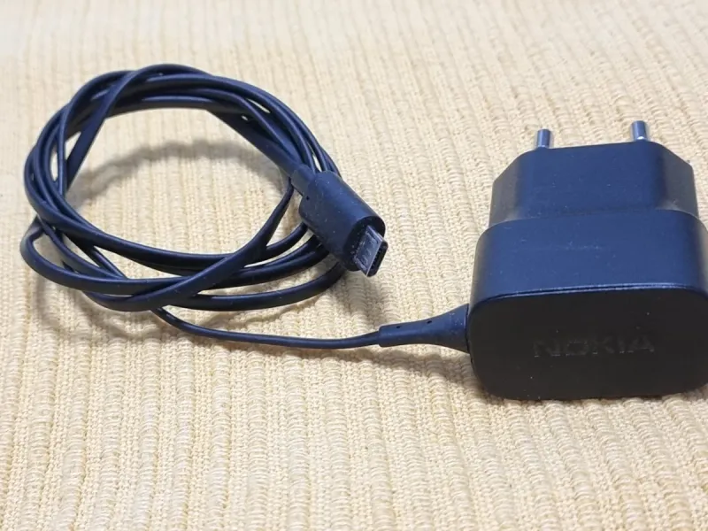 Cargador Nokia Micro USB