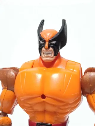 Figura Wolverine transformável lobo 90's Toy Biz