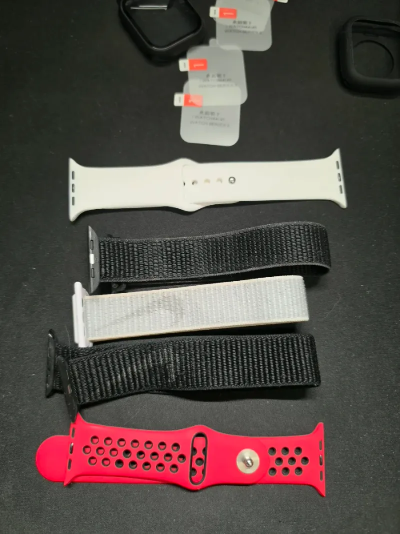 Apple Watch Series 9 45mm + Accesorios afbeelding 3