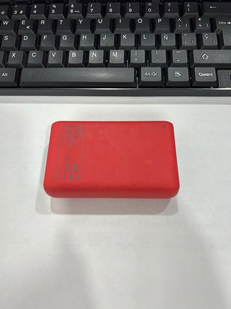 Batería Portátil 10000 mAh Roja afbeelding 2