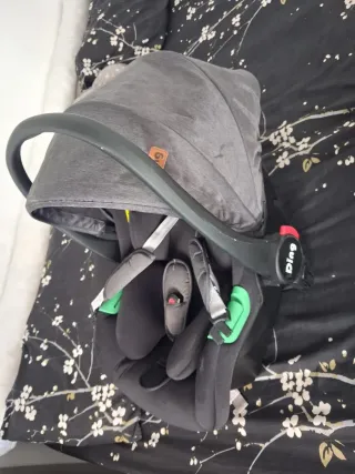 Carro de bebé 2 piezas + silla coche