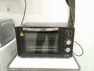 Horno Eléctrico Compacto Negro